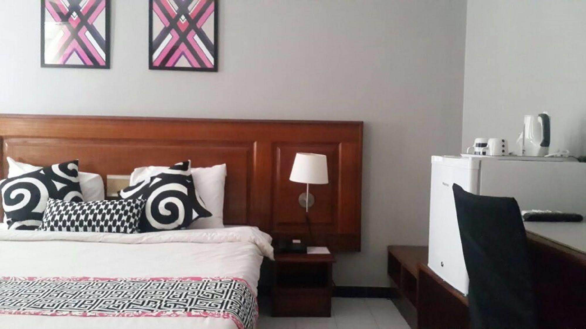 Hotel Baraka Dakar Buitenkant foto